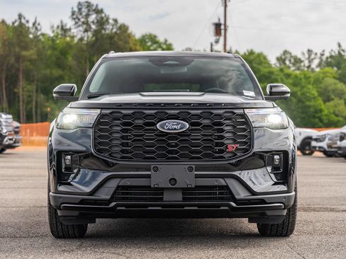 Certified 2026 Ford Explorer ST w/ Sun And Sound Package AWD/4WD image 2