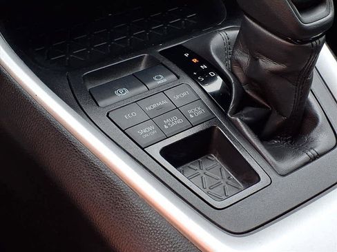 Certified 2024 Toyota RAV4 LE image 15