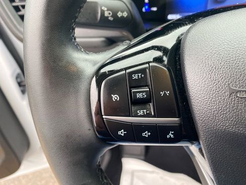 Used 2023 Ford Escape Active image 17