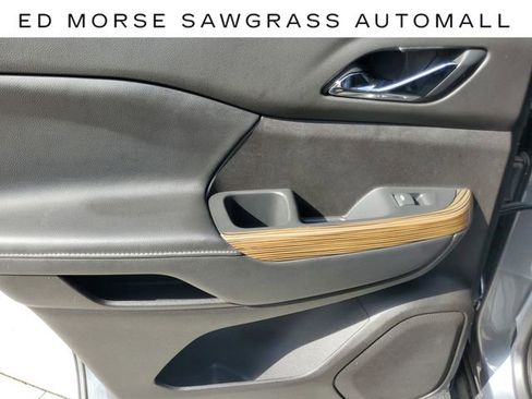 Certified 2021 GMC Acadia SLE w/ Elevation Edition image 13