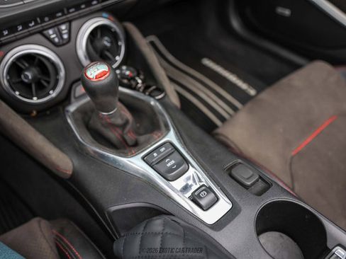 Used 2019 Chevrolet Camaro ZL1 RWD image 37