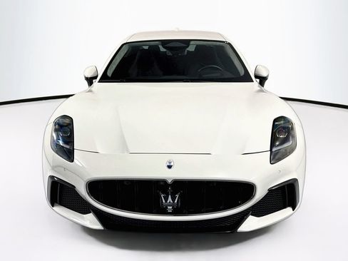 Used 2024 Maserati GranTurismo Trofeo AWD/4WD image 2