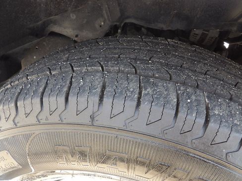 Used 2018 RAM 1500 Tradesman RWD image 24
