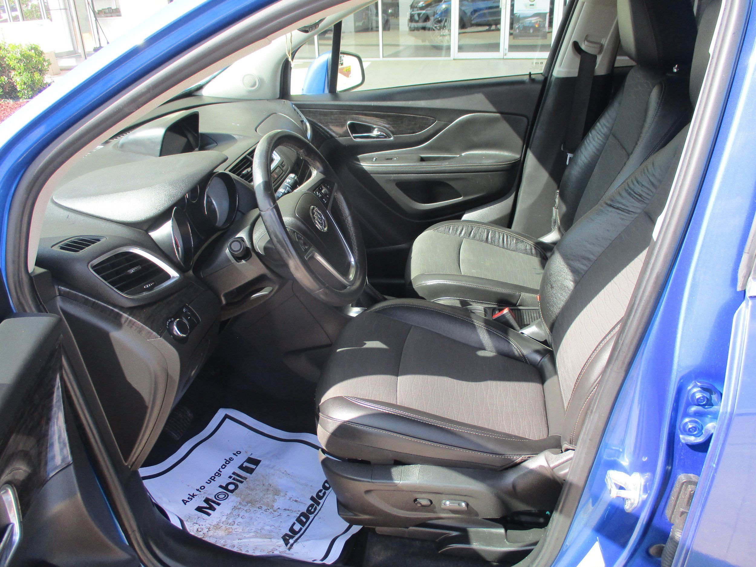 Used 2016 Buick Encore FWD image 3
