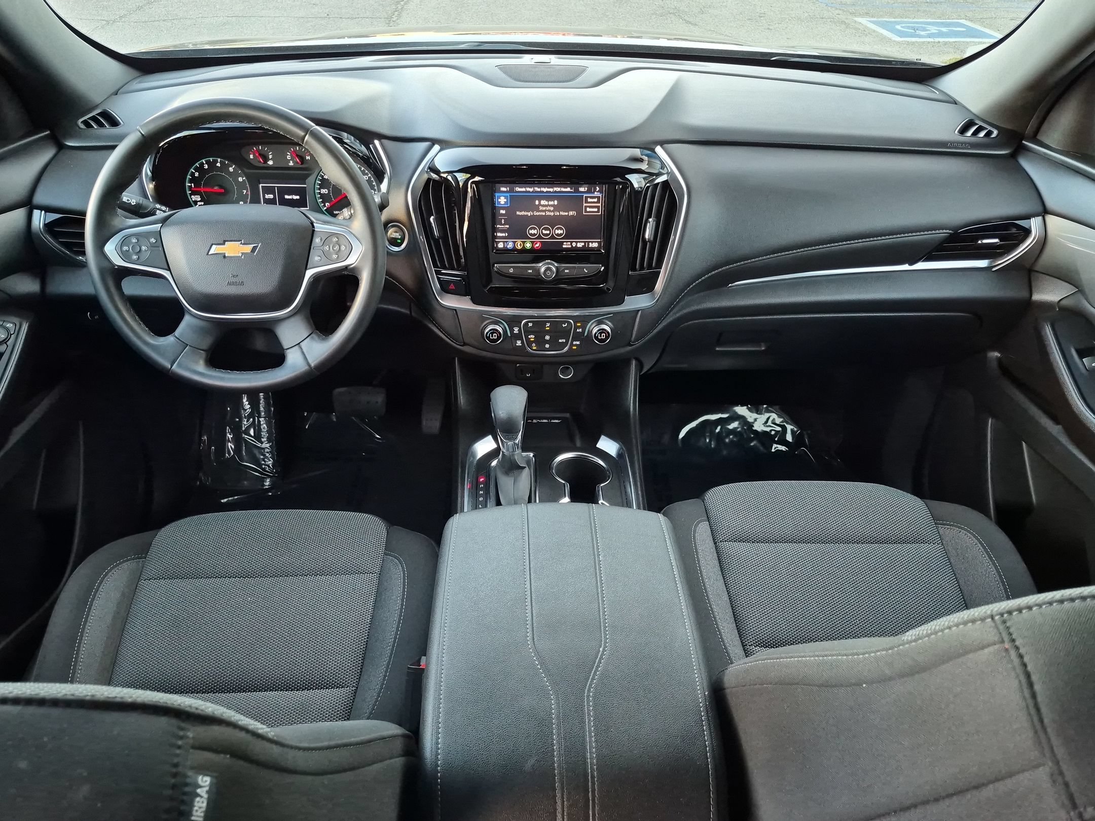 Used 2023 Chevrolet Traverse LT w/ LPO, Floor Liner Package FWD image 23
