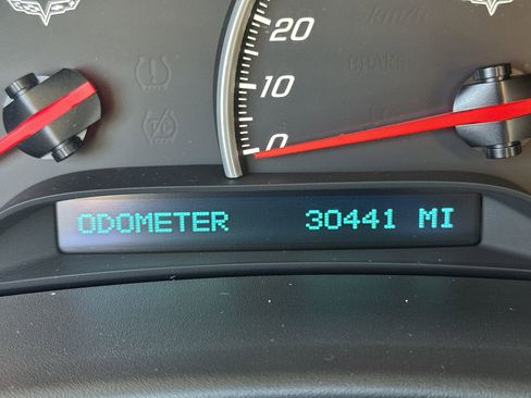 Used 2012 Chevrolet Corvette Grand Sport w/ 3LT Preferred Equipment Group image 11