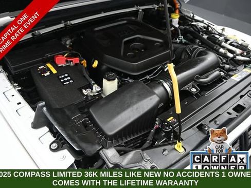 Used 2024 Jeep Wrangler Unlimited w/ Convenience Group AWD/4WD image 42