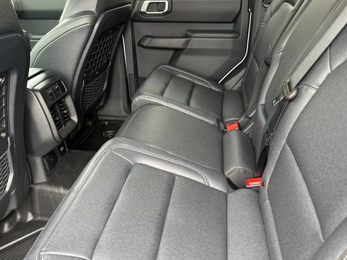 New 2026 Ford Bronco Badlands AWD/4WD image 12