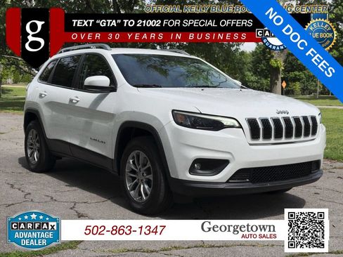 Used 2019 Jeep Cherokee Latitude Plus w/ Cold Weather Group AWD/4WD image 1