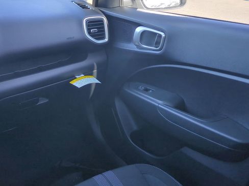 New 2026 Hyundai Venue SEL image 19