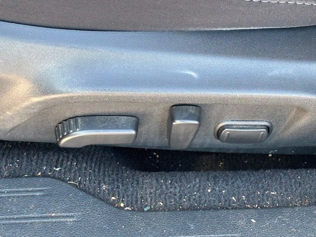 Used 2016 Subaru Legacy 2.5i Premium AWD/4WD image 7
