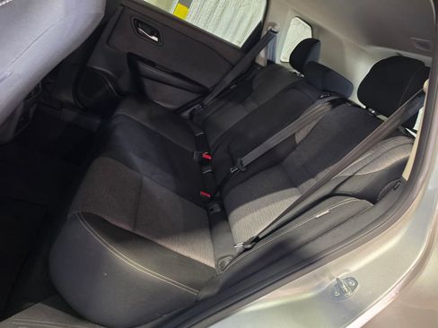 Used 2023 Nissan Rogue SV FWD image 7