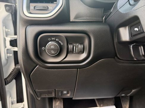 Used 2026 RAM 2500 Laramie AWD/4WD image 20