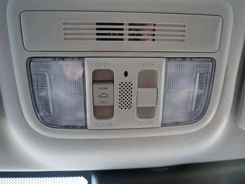 Used 2019 Honda Civic EX image 24