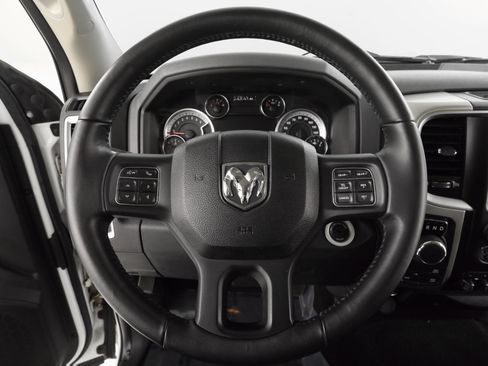 Used 2017 RAM 1500 Classic SLT w/ SLT Plus D￩cor Group image 15