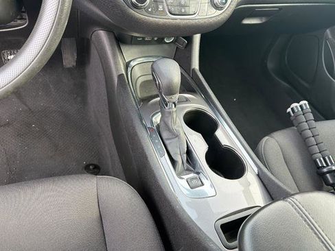 Used 2023 Chevrolet Malibu LT image 28