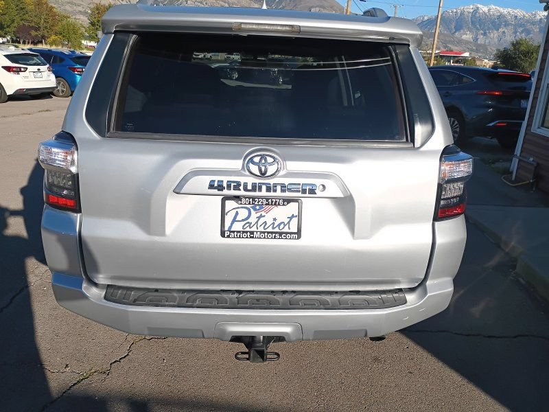 Used 2014 Toyota 4Runner SR5 Premium AWD/4WD image 4