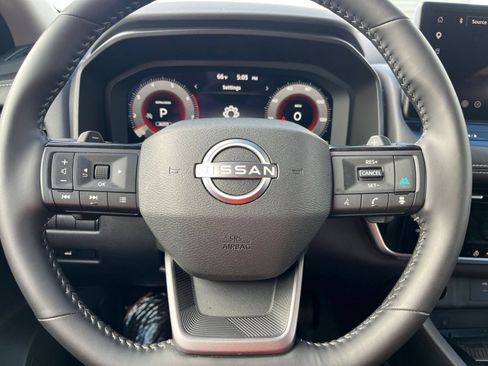 Used 2026 Nissan Rogue SL AWD/4WD image 30