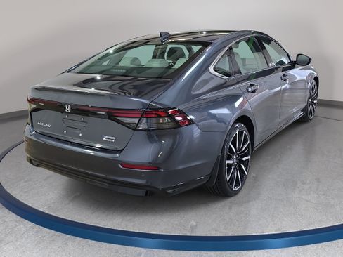 Certified 2025 Honda Accord Touring image 6