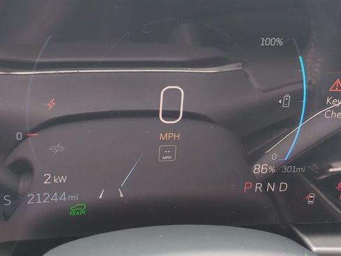 Certified 2024 Cadillac Lyriq Tech AWD/4WD image 9