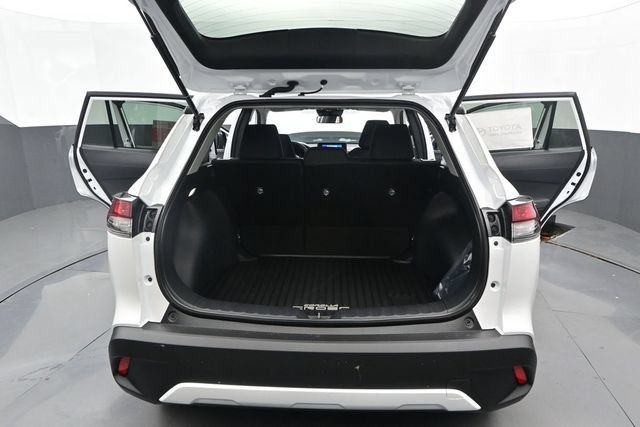 New 2026 Toyota Corolla Cross LE FWD image 12
