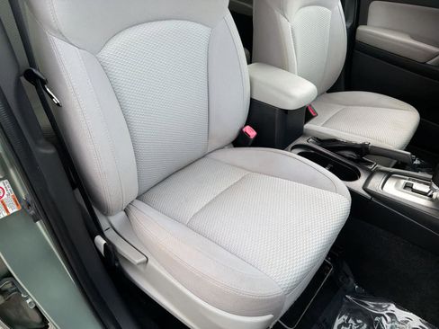 Used 2016 Subaru Forester 2.5i Premium image 24