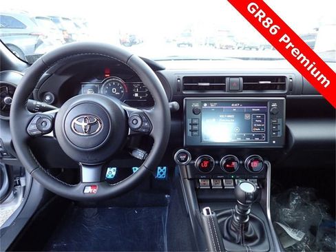 New 2025 Toyota GR86 Premium image 20