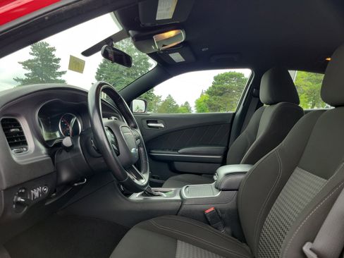 Used 2023 Dodge Charger SXT image 15