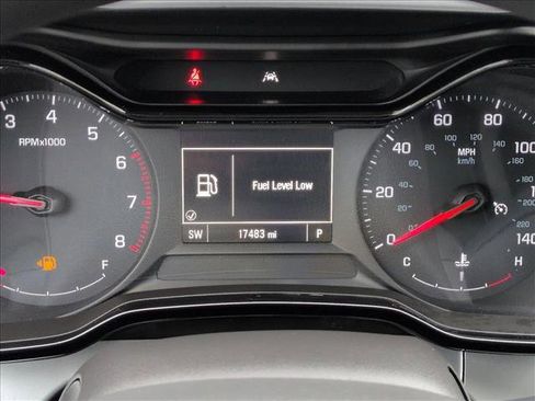 Certified 2024 Chevrolet Trax LS w/ LS Convenience Package FWD image 11