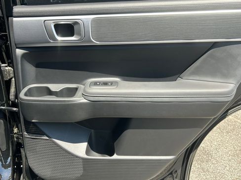 New 2025 Hyundai Santa Fe Limited FWD image 16