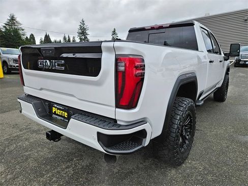 Used 2024 GMC Sierra 2500 Denali Ultimate image 5