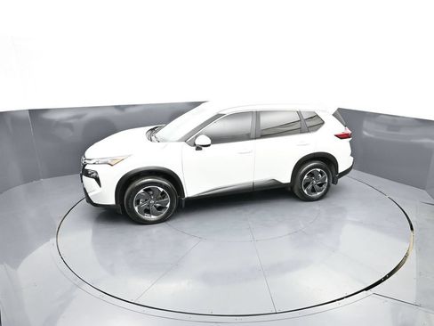 Used 2026 Nissan Rogue SV AWD/4WD image 38