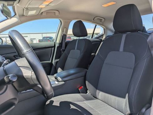 Used 2023 Nissan Sentra SV image 14