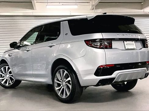 Certified 2025 Land Rover Discovery Sport S image 10