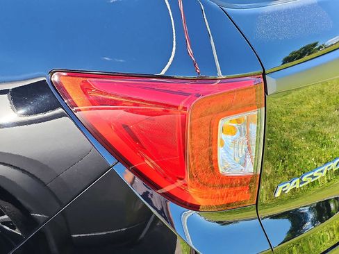 Used 2021 Honda Passport Sport image 10