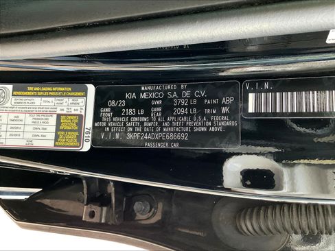 Used 2023 Kia Forte LXS w/ LXS Technology Package FWD image 17