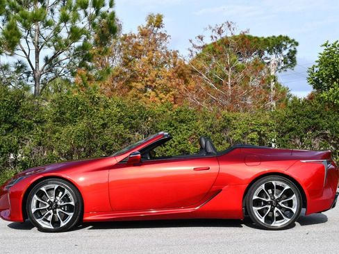 Used 2021 Lexus LC 500 Convertible image 3