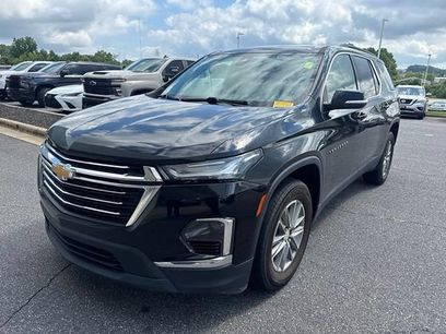 Used 2022 Chevrolet Traverse LT