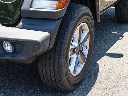 Used 2023 Jeep Wrangler Sport AWD/4WD image 4