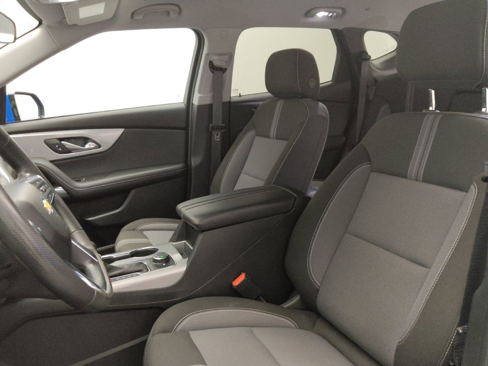 Used 2025 Chevrolet Blazer LT AWD/4WD image 17