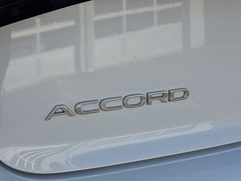 Used 2025 Honda Accord SE image 24