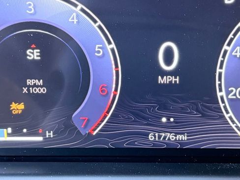 Used 2024 Jeep Wagoneer L Series II image 16