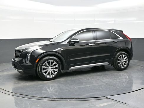 Certified 2022 Cadillac XT4 Premium Luxury w/ Enhanced Visibility Package image 3