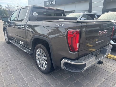 Used 2019 GMC Sierra 1500 SLT w/ SLT Premium Plus Package image 2