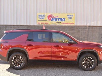 Used 2024 Chevrolet Traverse Z71 w/ Enhanced Driving Package