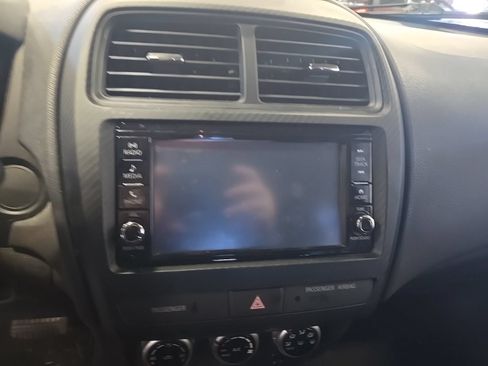 Used 2021 Mitsubishi Outlander Sport Black Edition FWD image 10