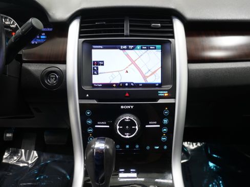 Used 2013 Ford Edge Limited w/ Driver Entry Pkg image 16