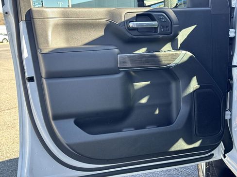 Used 2023 Chevrolet Silverado 2500 LTZ w/ LTZ Plus Package image 14