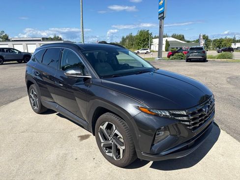 Used 2022 Hyundai Tucson Limited AWD/4WD image 3