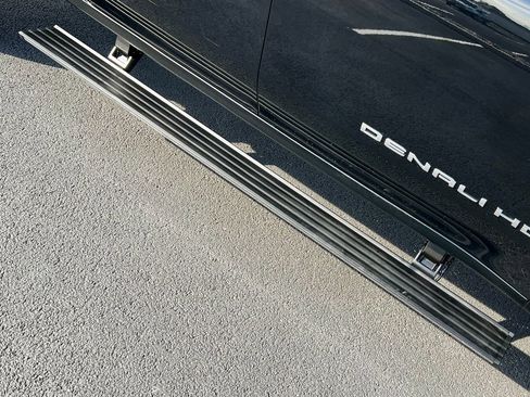 Used 2025 GMC Sierra 3500 Denali Ultimate image 21